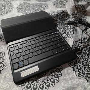 Black Tablet Keyboard Case